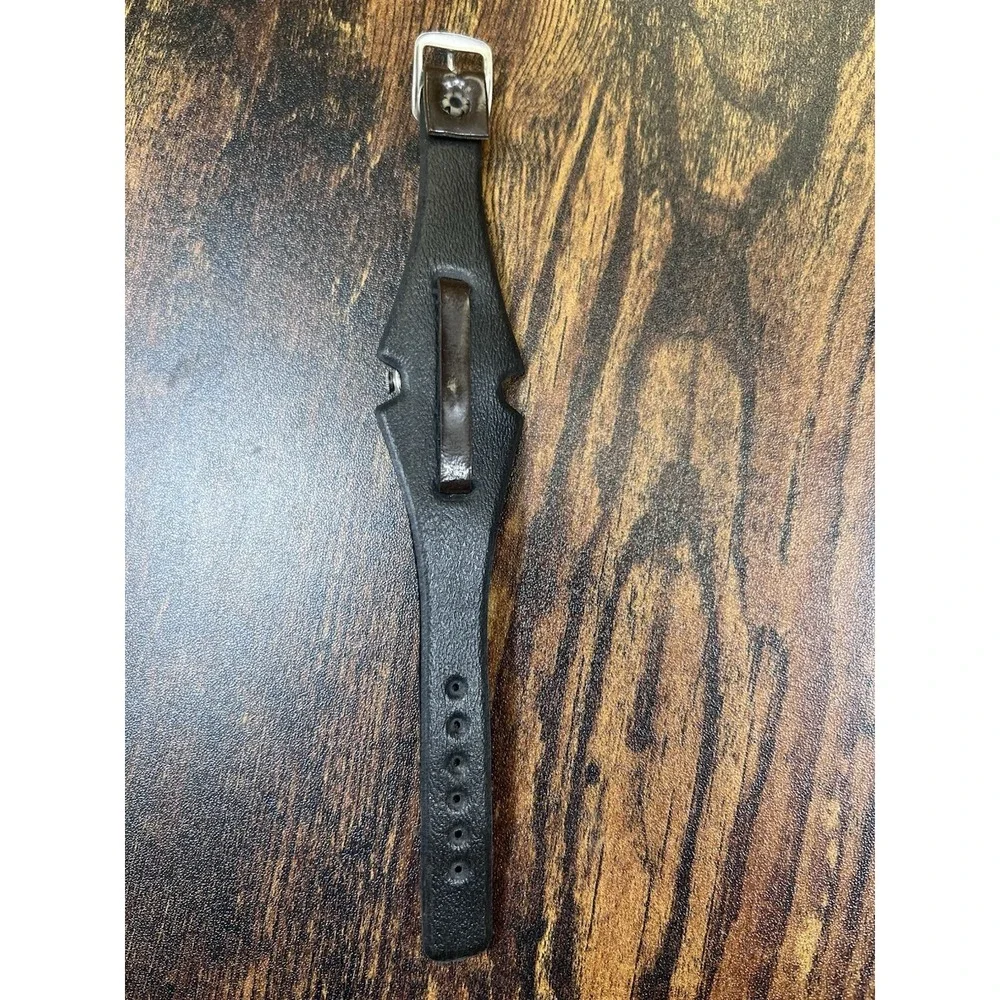 Women's Caravelle Silver Tone Watch Leather Band Needs Battery